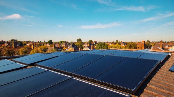 5 raisons économiques pour lesquelles vos panneaux solaires sont abordables